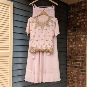 Lehenga Choli (Indian outfit: Very Light Pink)